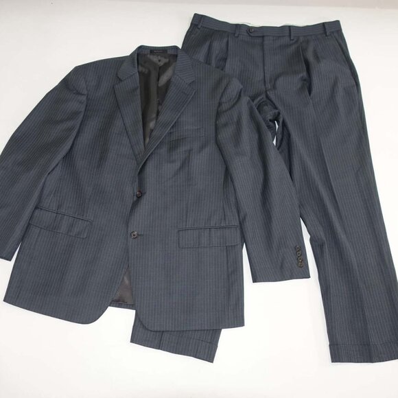 Lauren Ralph Lauren Men's 2 Button Suit Size 44 Regular 38 x 30 Charcoal Gray R